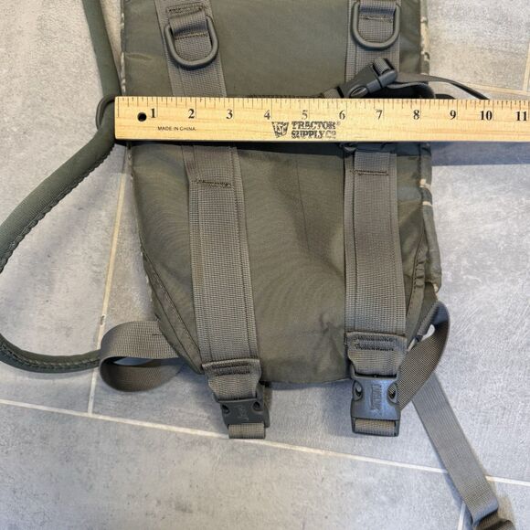 CamelBak Maximum Gear ThermoBak 3L Cordura Hydration Pack Digital Camo Military - Picture 12 of 14